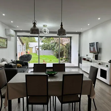 Ph Tipo Casa, Con Parque Y Pileta, En La Plata , Zona Norte Tolosa Exterior foto