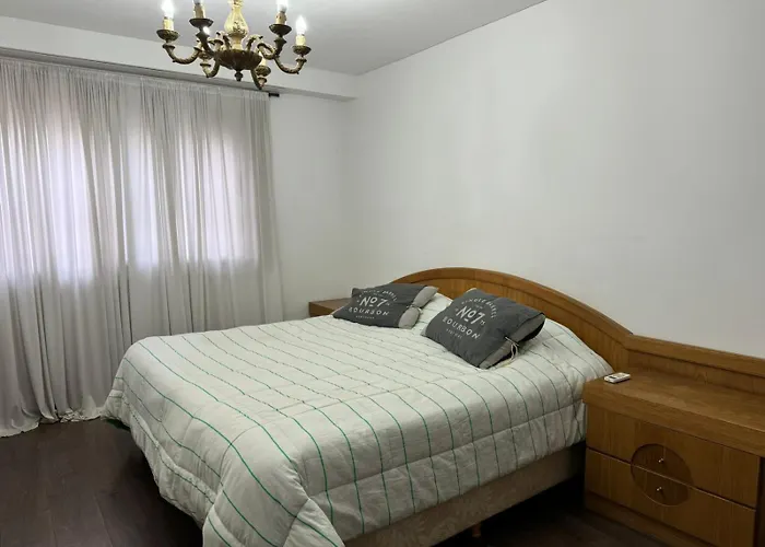 Ph Tipo Casa, Con Parque Y Pileta, En La Plata , Zona Norte